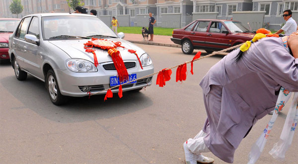 Hair pulling cars